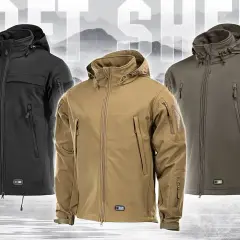 Trzy kurtki taktyczne: czarna, beżowa i oliwkowa. Idealne na każdą pogodę, łączące zalety softshell i hardshell.