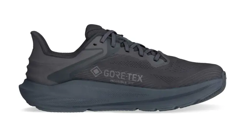 Szary but biegowy Altra Torin z technologią Gore-Tex Invisible Fit, idealny na deszczowe dni.
