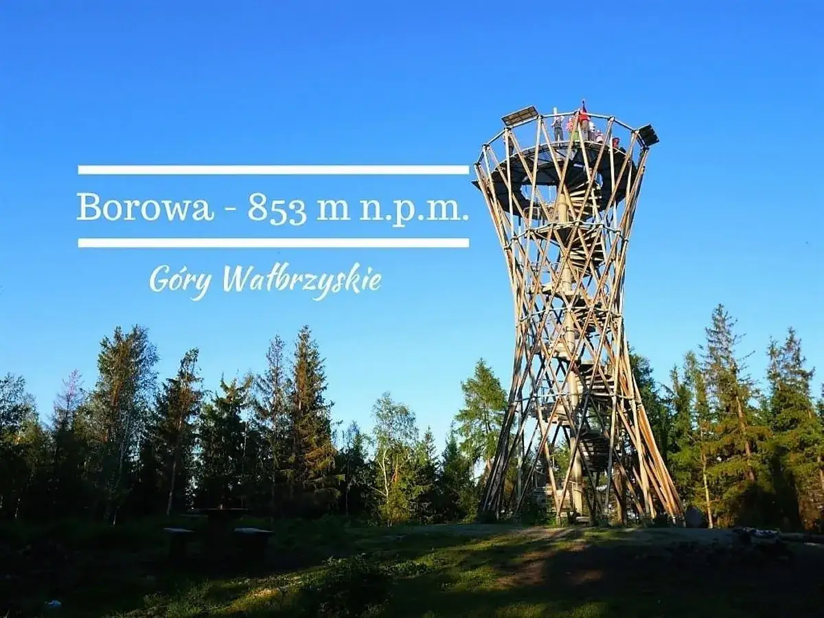 Wieża widokowa na Borowej Górze w Górach Wałbrzyskich. Wspaniały widok na okolicę z wysokości 853 m n.p.m.