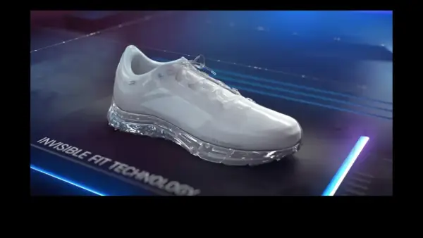 Biały but sportowy z technologią Invisible Fit i membraną GORE-TEX. Dowiedz się, gore tex co to jest i jak chroni Twoje stopy.